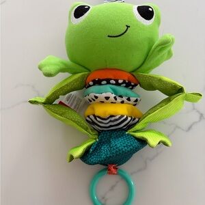 Infantino Hug & Tug Musical, Frog Excellent Condition. Very clean.
